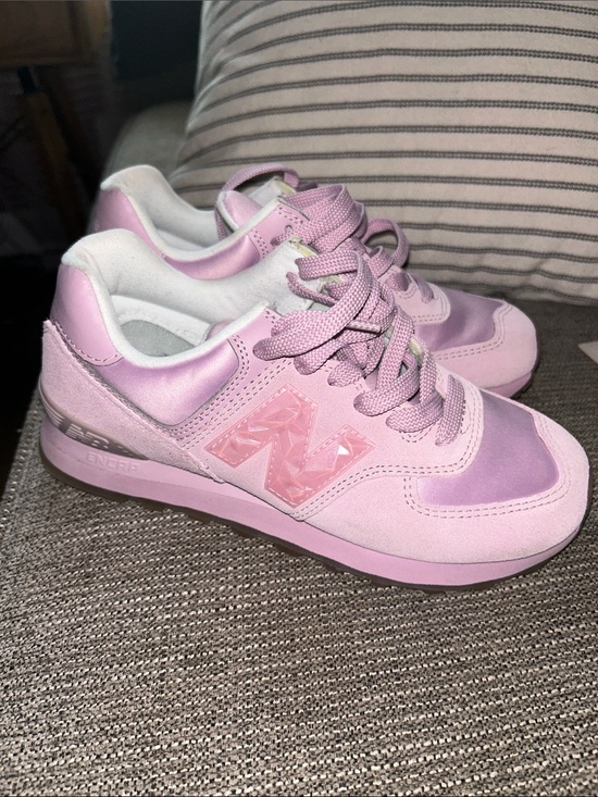 New Balance Shoes - New Balance Pastel Pink Retro Running Sneakers